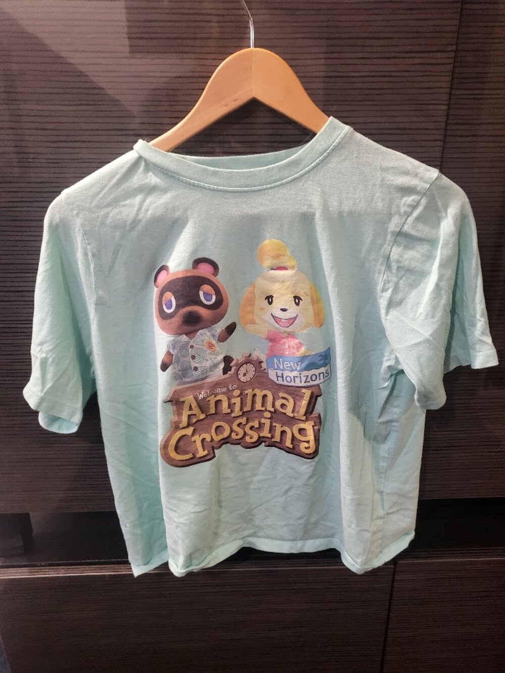 Animal crossing cropped t shirt